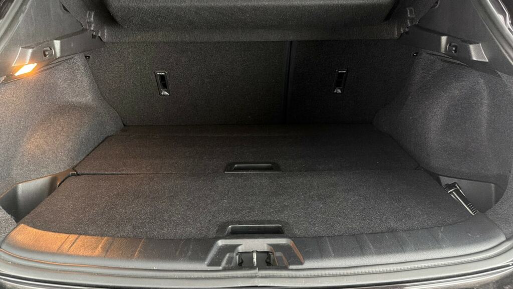 Nissan Qashqai Hatchback Blue #22