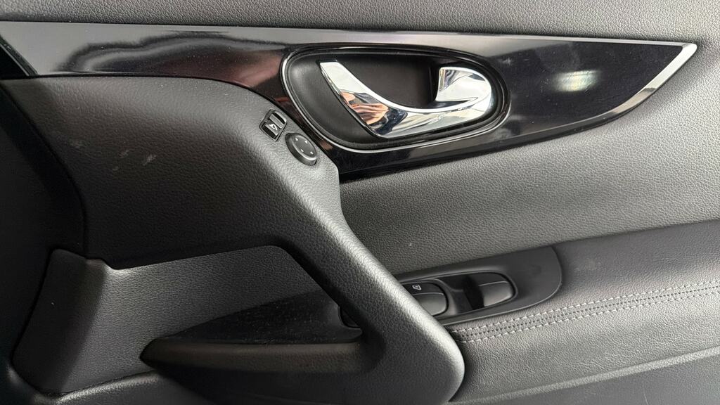 Nissan Qashqai Hatchback Blue #21