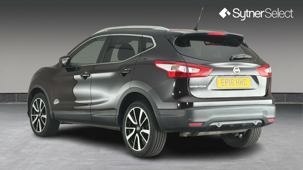 Nissan Qashqai Hatchback Blue #2