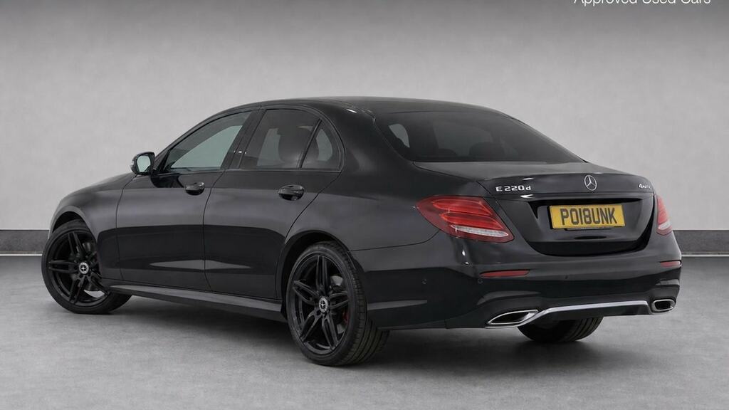 Mercedes-Benz E Class E220d Amg Line Premium 9G-tronic 194 Ps Black #3