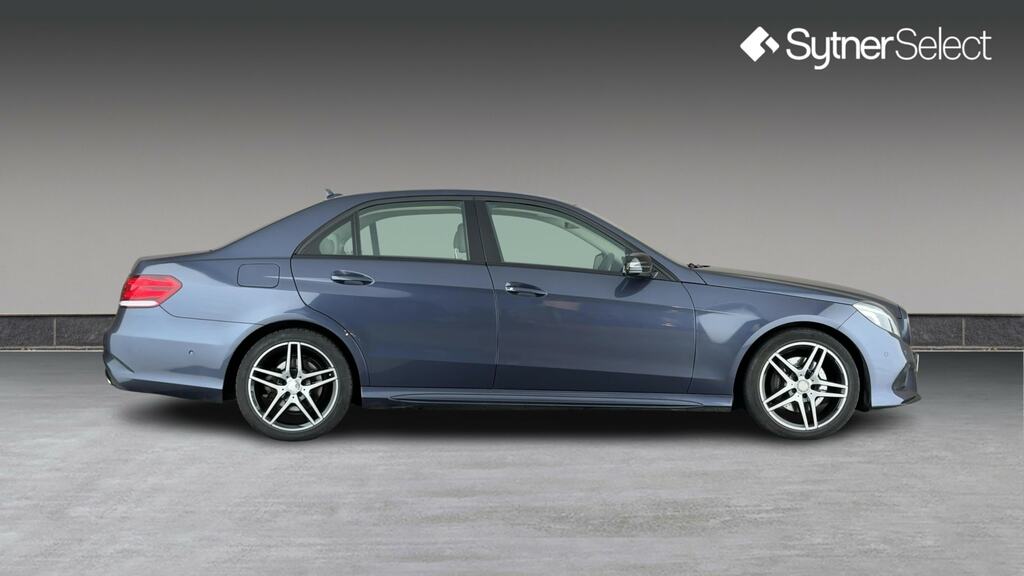 Mercedes-Benz E Class E220 Bluetec Amg Night Edition 7G-tronic Blue #3