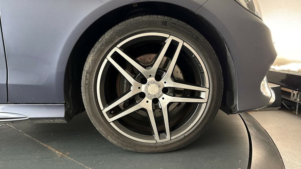 Mercedes-Benz E Class E350 Bluetec Amg Line 9G-tronic White #23