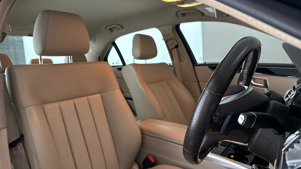 Mercedes-Benz E Class E350 Bluetec Amg Line 9G-tronic White #10