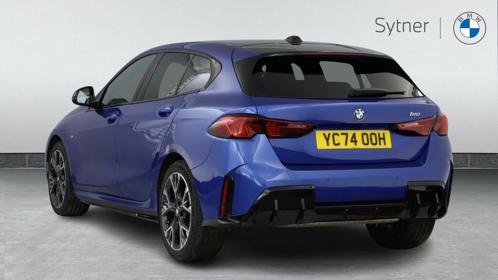 BMW 1 Series M Sport Black #2
