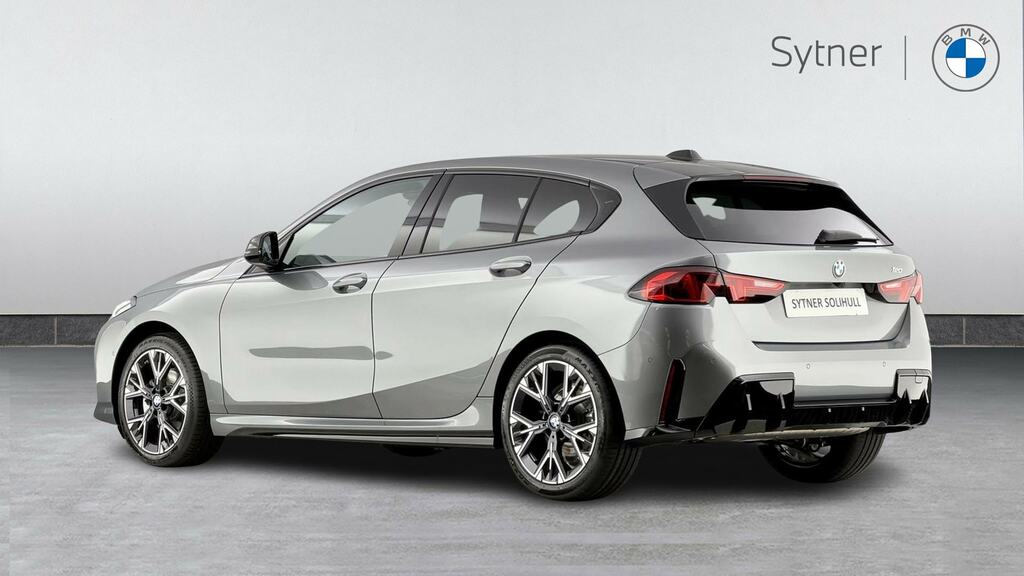 BMW 1 Series 120 M Sport Step #2