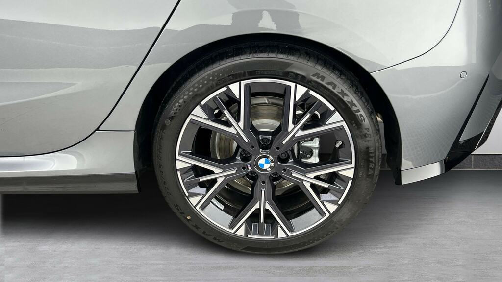 BMW 1 Series 120 M Sport Step #14