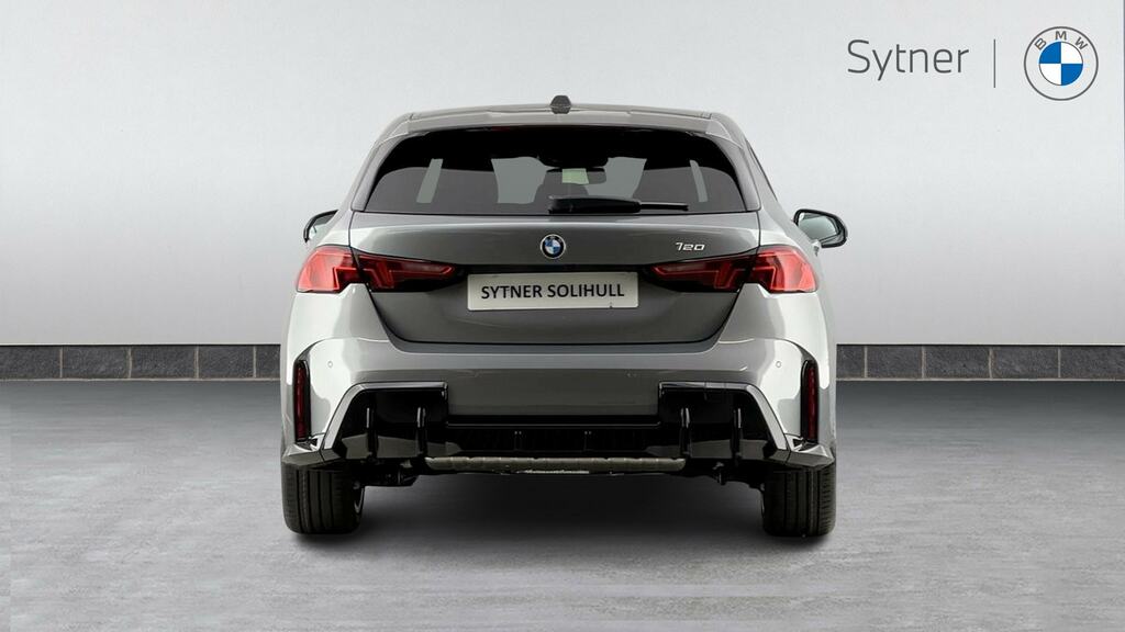 BMW 1 Series 120 M Sport Step #15