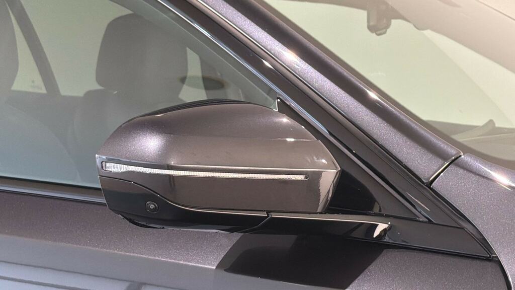 BMW 5 Series 550E Xdrive M Sport Tech Plus Blue #23