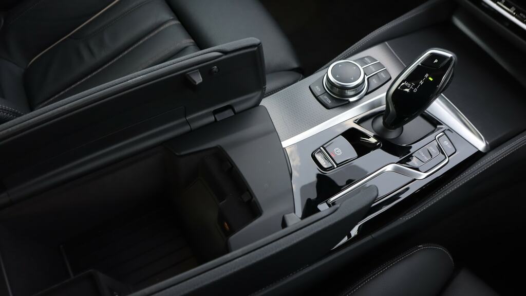 BMW 5 Series M Sport Black #28