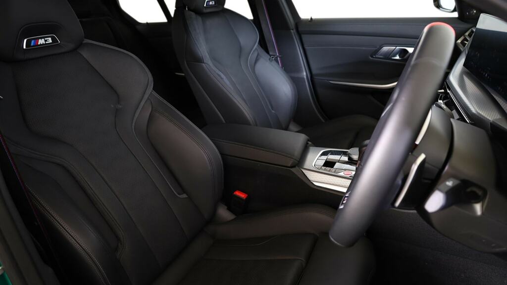 BMW M3 Xdrive 530 Competition M Step 2025 Black #10