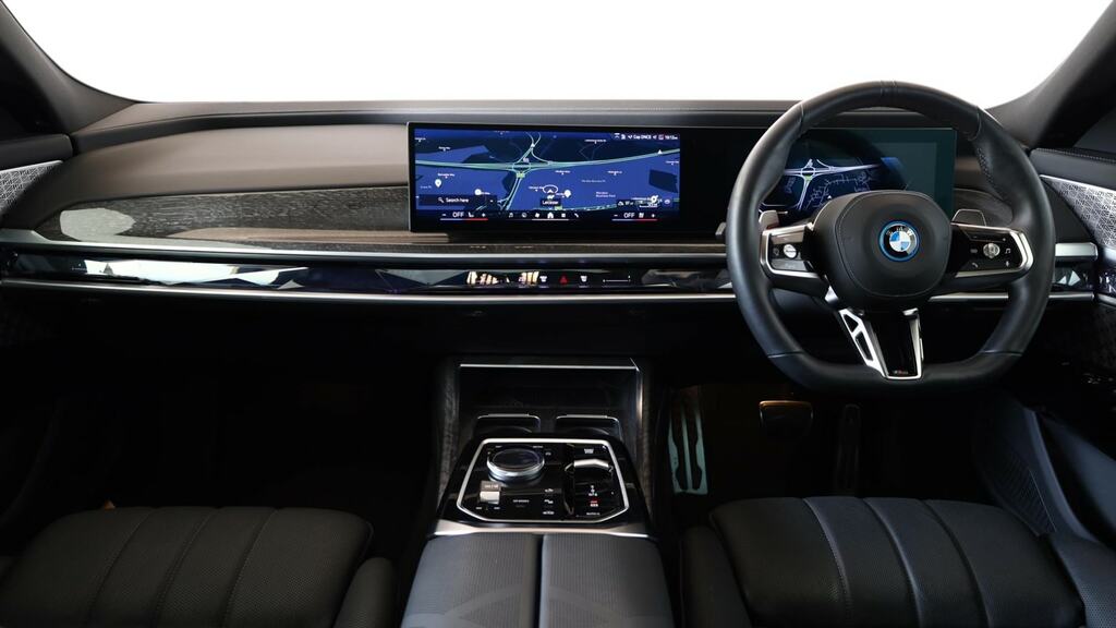 BMW 7 Series 750E Xdrive M Sport Blue #4