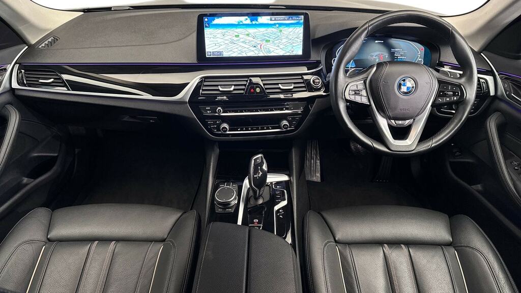 BMW 5 Series 530E Se Black #4
