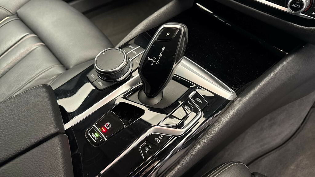 BMW 5 Series 520D Mht M Sport Step Grey #10