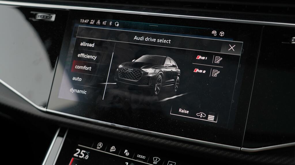 Audi RSQ8 Audi Rs Q8 Suv Performance Carbon Black 640 Ps Tip Blue #18