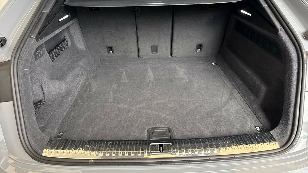 Audi RSQ8 Audi Vorsprung 600 Ps Tiptronic Grey #22