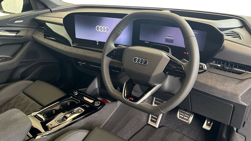 Audi Q6 E-Tron 185Kw 83Kwh Black Edition Tech Black #6