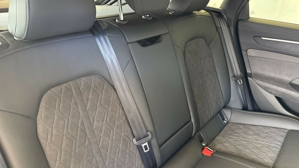 Audi A6 Avant A6 210Kw 83Kwh Edition 1 Sv Grey #16