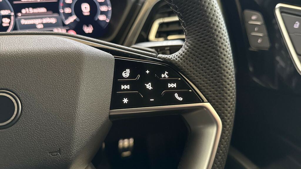 Audi Q4 E Tron 210Kw 45 82Kwh Black Edition Black #18