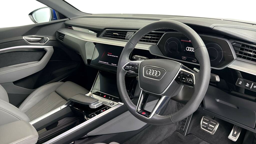 Audi Q8 e tron 250Kw 50 Quattro 95Kwh S Line Tech Pack Blue #6