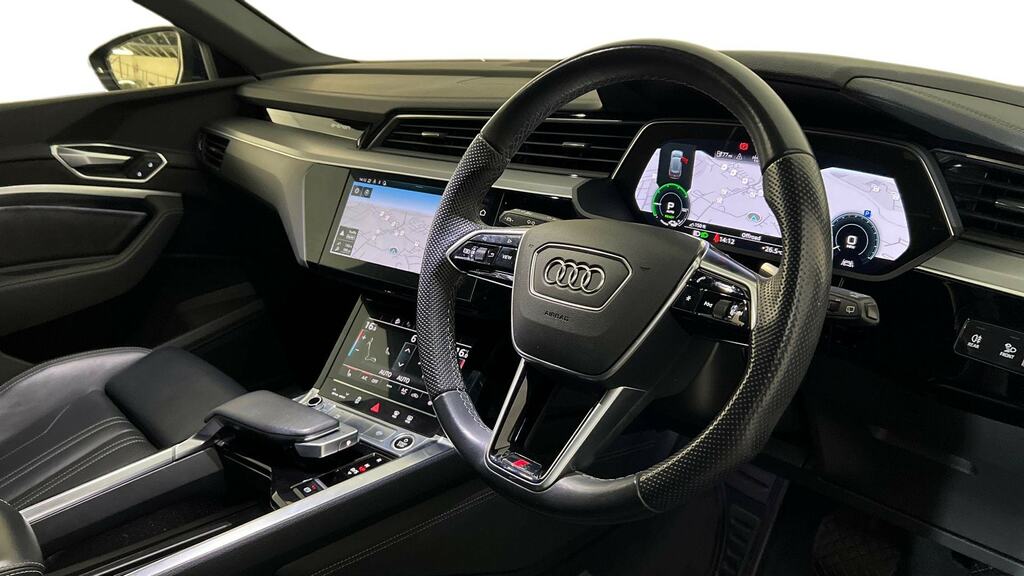 Audi E-tron 300Kw 55 Quattro 95Kwh S Line Blue #6