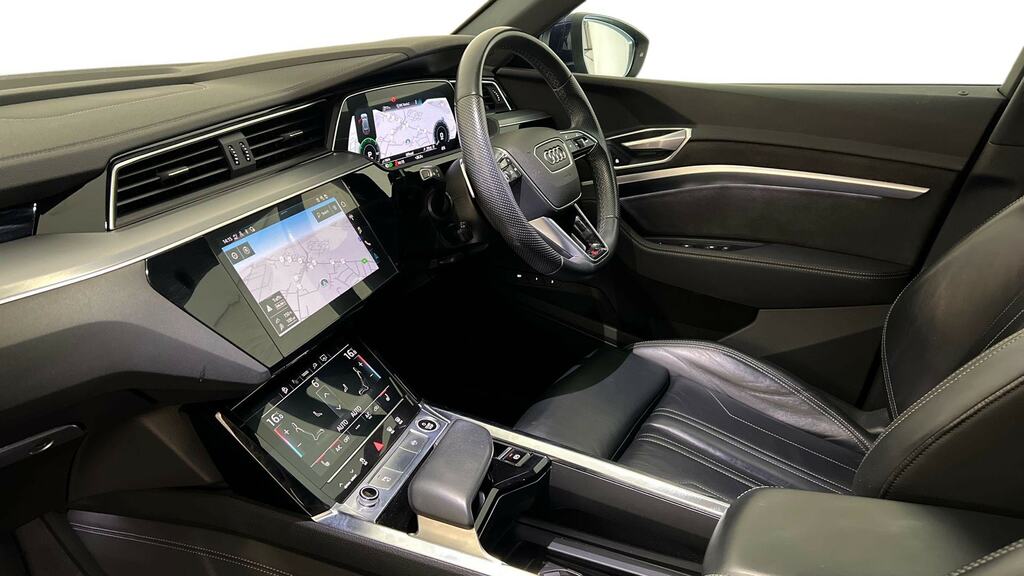 Audi E-tron 300Kw 55 Quattro 95Kwh S Line Blue #2