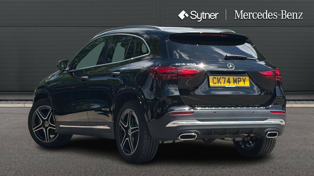 Mercedes-Benz GLA Class Gla 200 Amg Line Executive Black #2