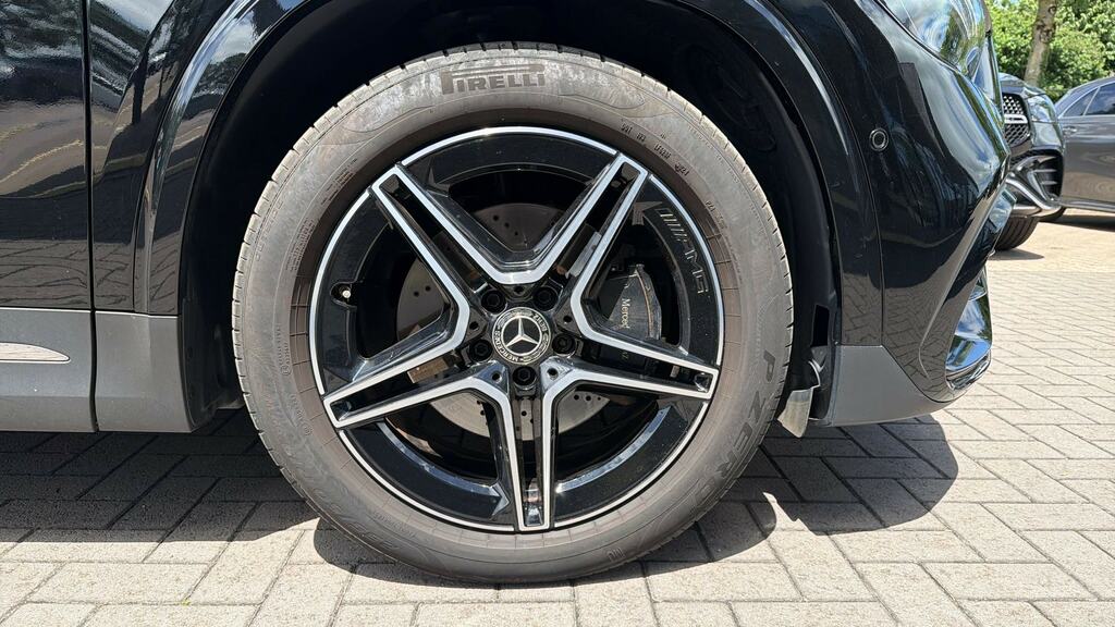 Mercedes-Benz GLA Class Gla 200 Amg Line Executive Black #5