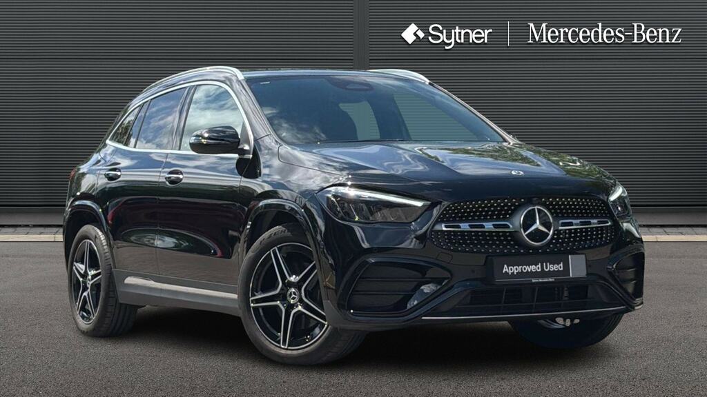 Mercedes-Benz GLA Class Gla 200 Amg Line Executive Black
