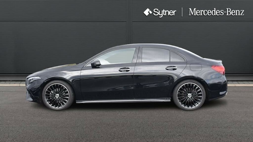 Mercedes-Benz A Class A200 Amg Line Premium Plus Black #4
