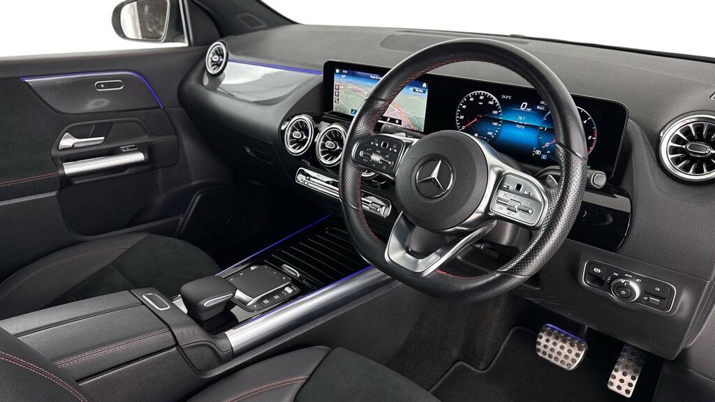 Mercedes-Benz GLA Class Gla 220D 4Matic Amg Line Premium KP23ZVR Black #3