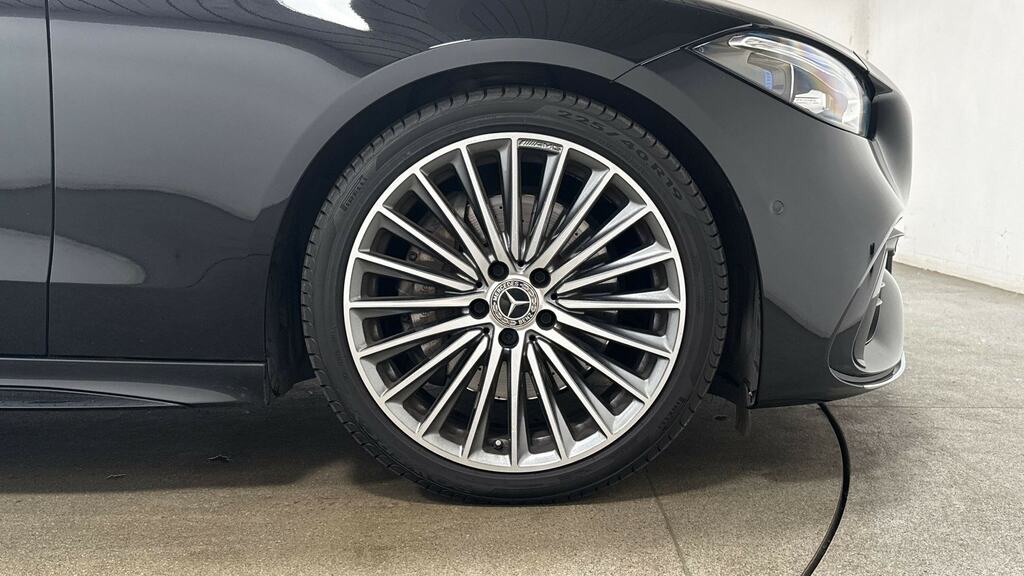 Mercedes-Benz C Class C200 Amg Line Premium 9G-tronic FJ73VFV Black #5