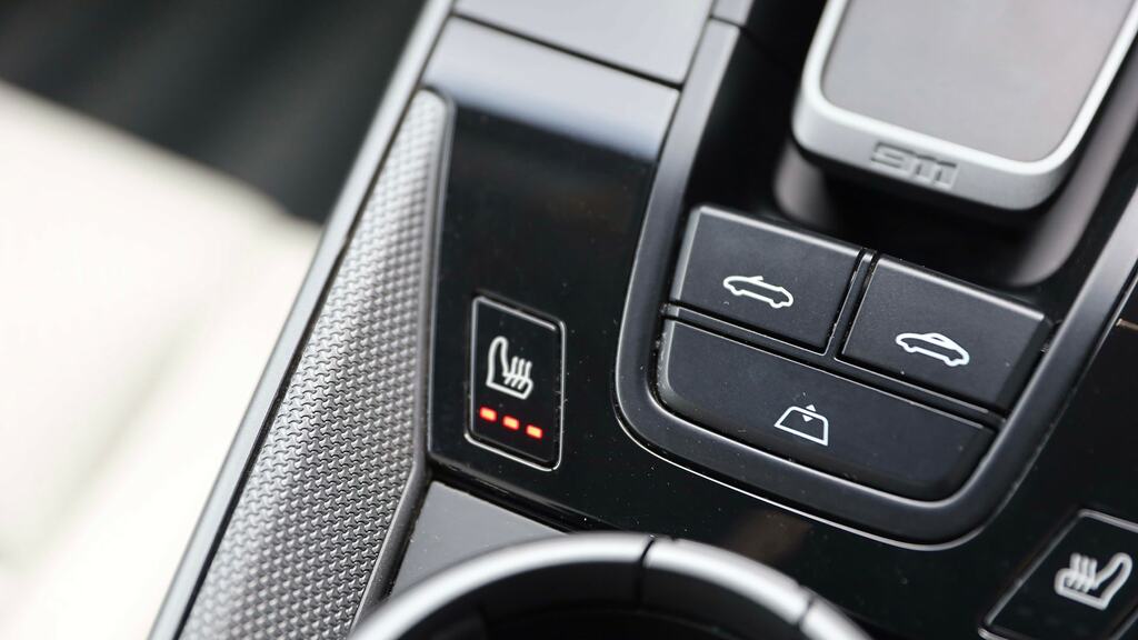 Porsche 911 911 Carrera S Grey #21