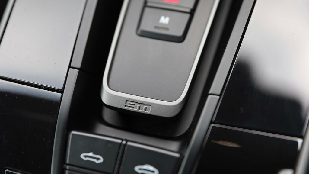 Porsche 911 911 Carrera S Grey #20