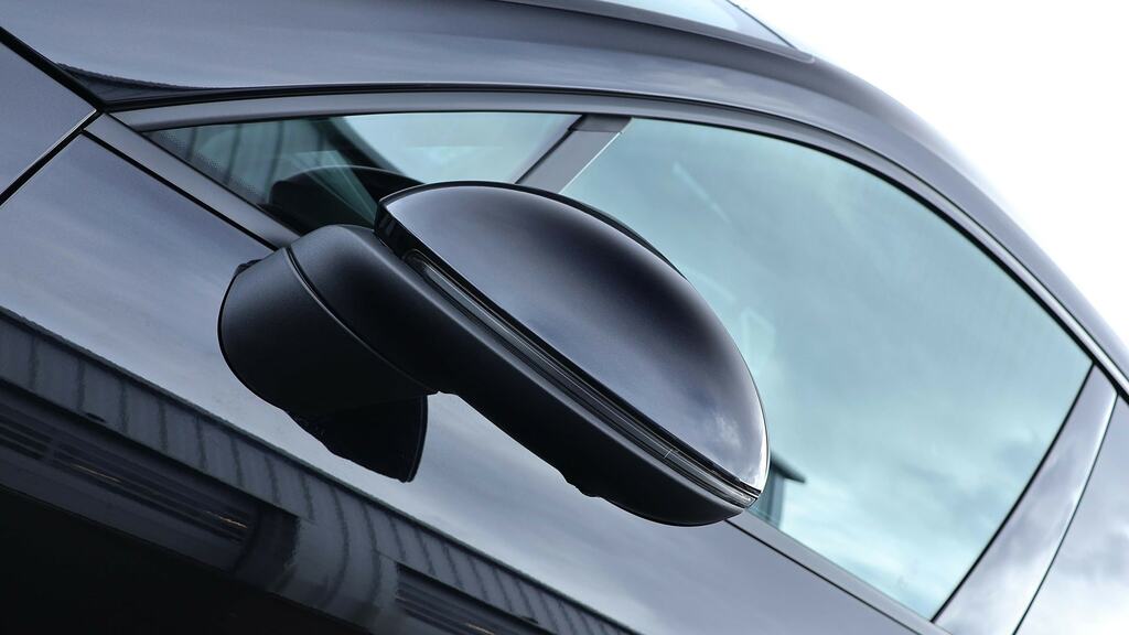 Porsche Macan 100Kwh Suv 360 Ps Black #27