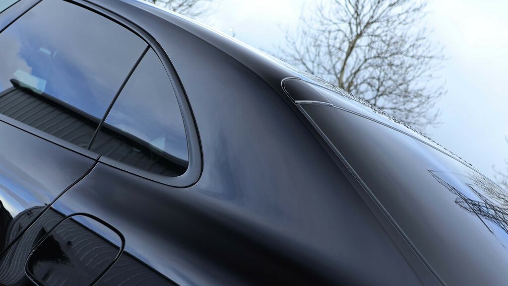 Porsche Macan 100Kwh Suv 360 Ps Black #30