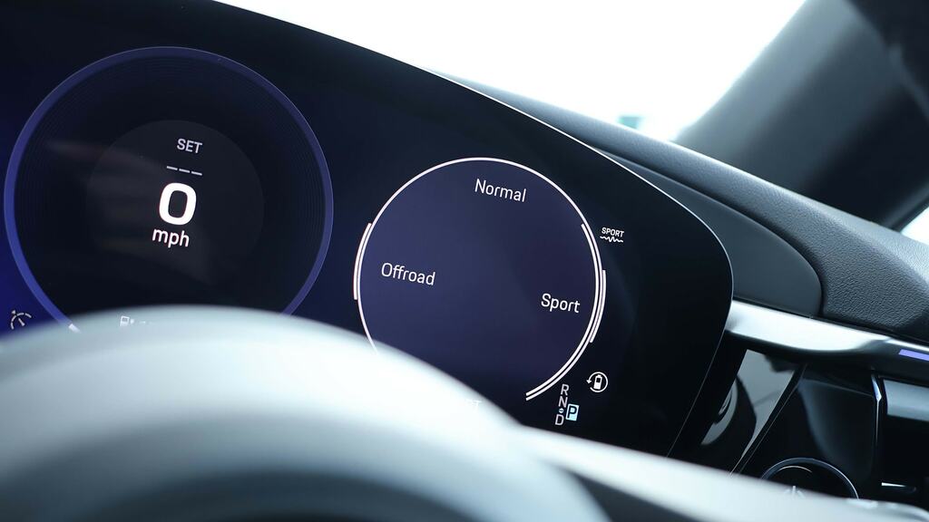 Porsche Macan 100Kwh Suv 360 Ps Black #14