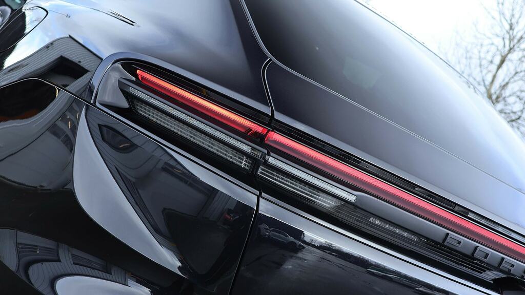 Porsche Macan 100Kwh Suv 360 Ps Black #28