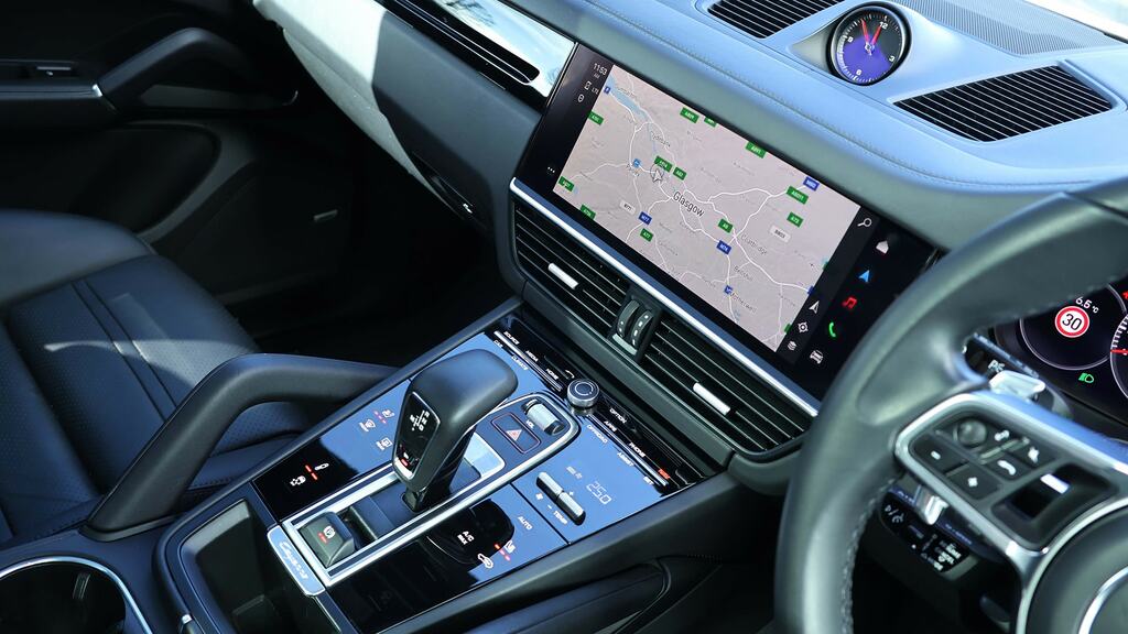 Porsche Cayenne 3.0T V6 Platinum Edition Suv Tiptronics Black #9