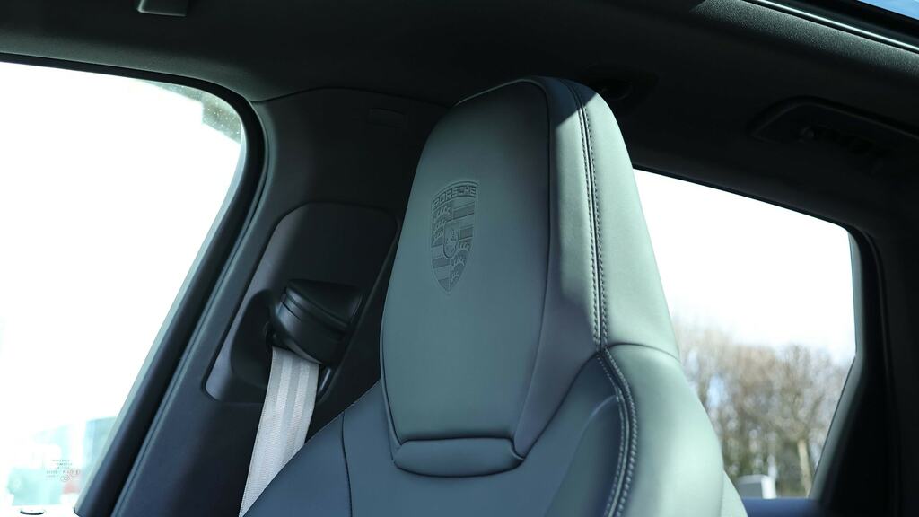 Porsche Cayenne 3.0T V6 Platinum Edition Suv Tiptronics Black #27