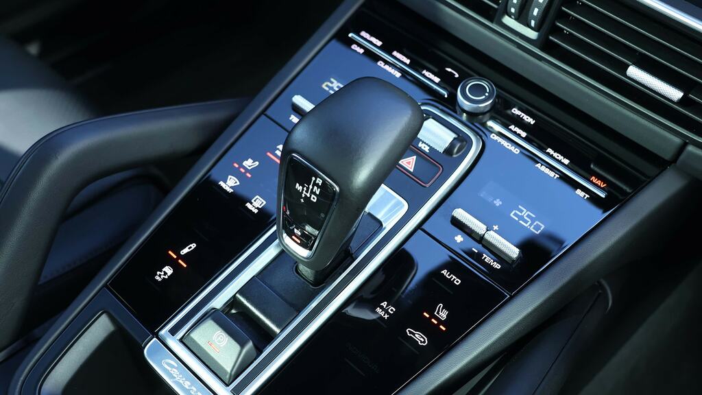 Porsche Cayenne 3.0T V6 Platinum Edition Suv Tiptronics Black #10