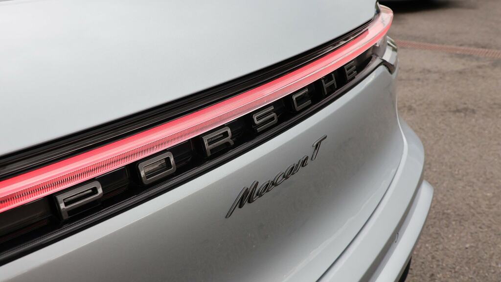 Porsche Macan 2.0T Pdk 4Wd Euro 6 Ss Red #32