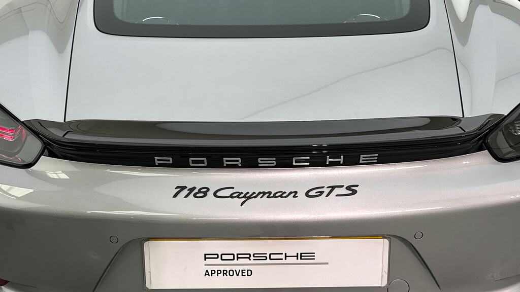 Porsche 718 Cayman 4.0 Gt4 Rs Pdk Blue #33