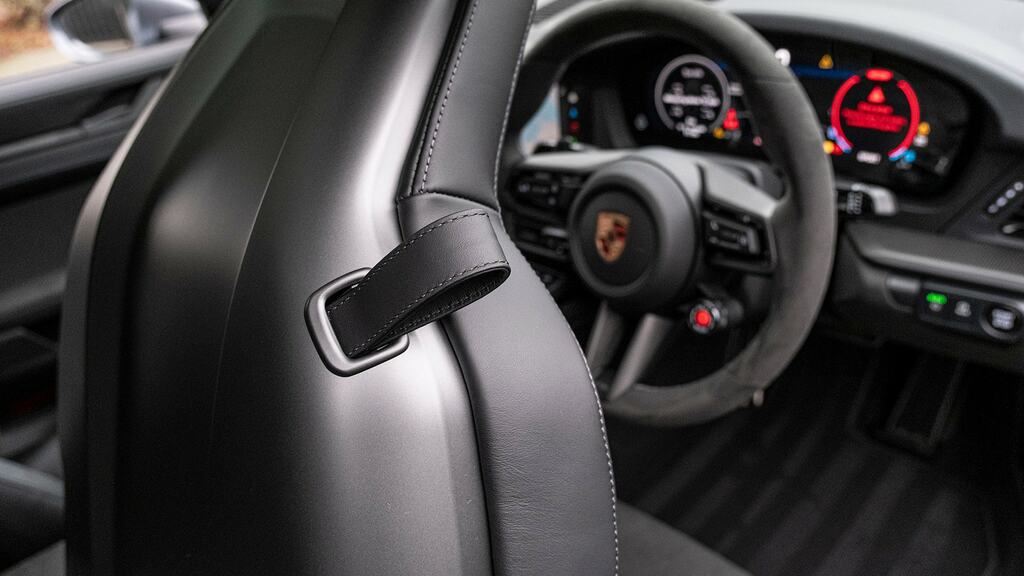 Porsche 911 Gts T-hybrid Pdk White #39