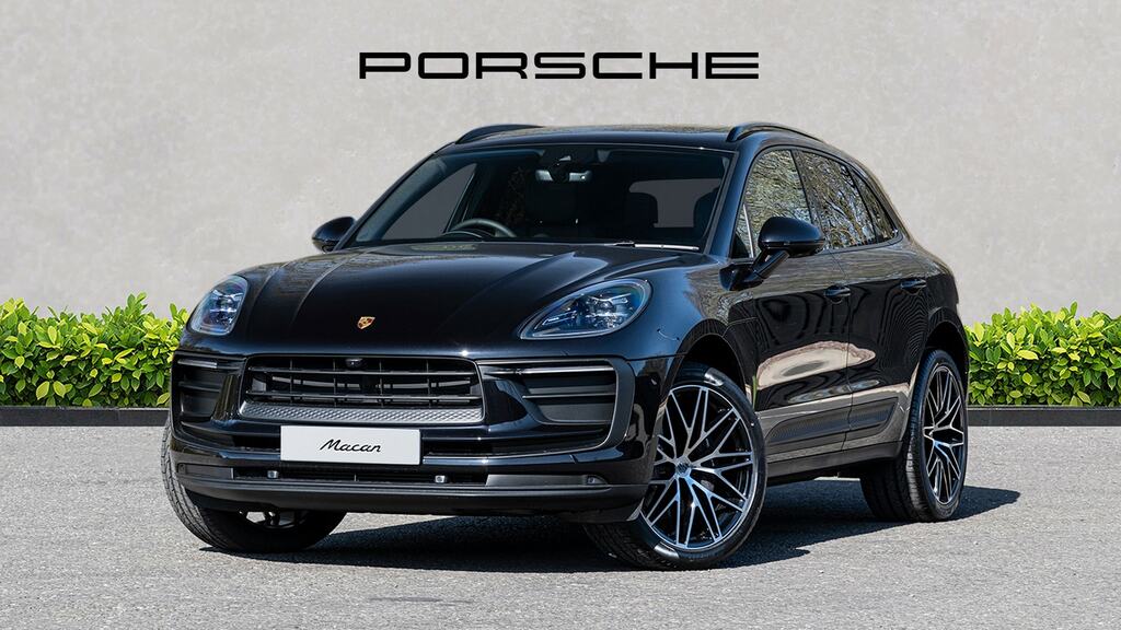 Porsche Macan 5dr Pdk Black #3