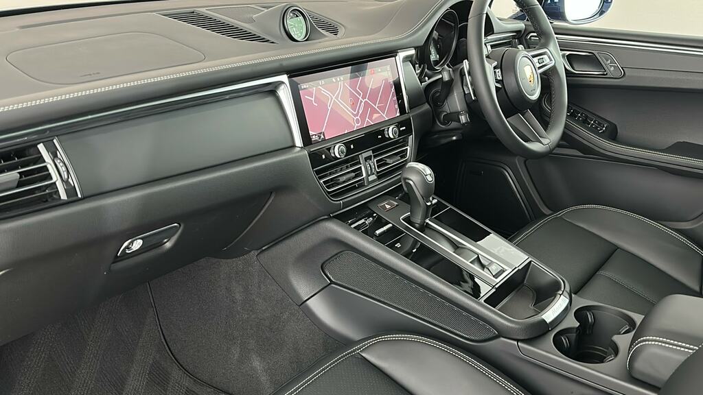 Porsche Macan 100Kwh 4S Suv 4Wd 516 Ps YC26FUD Black #9