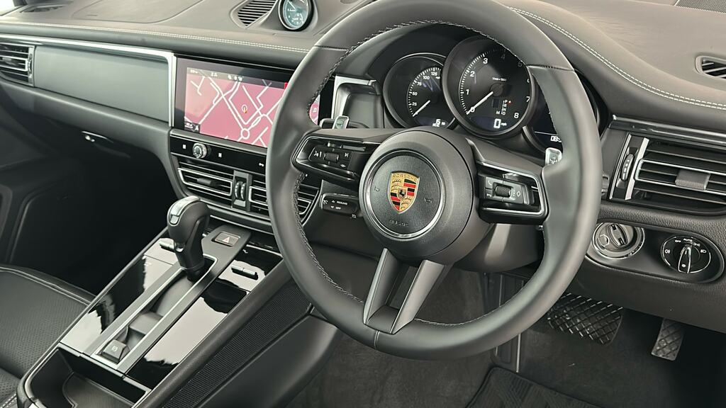 Porsche Macan 100Kwh 4S Suv 4Wd 516 Ps YC26FUD Black #17