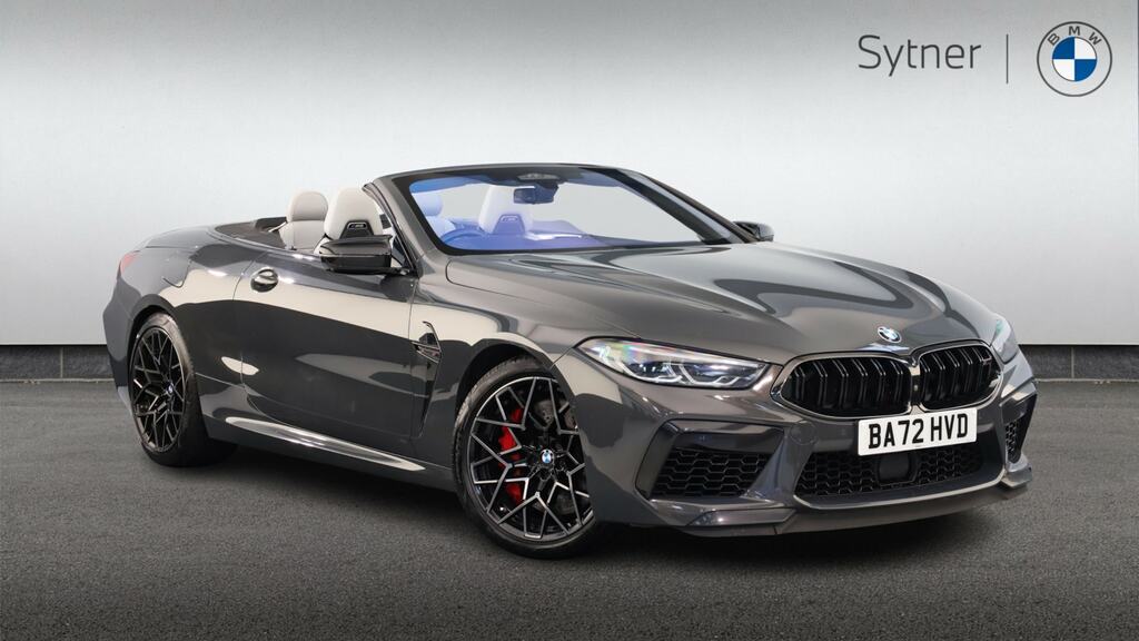 2022 BMW M8