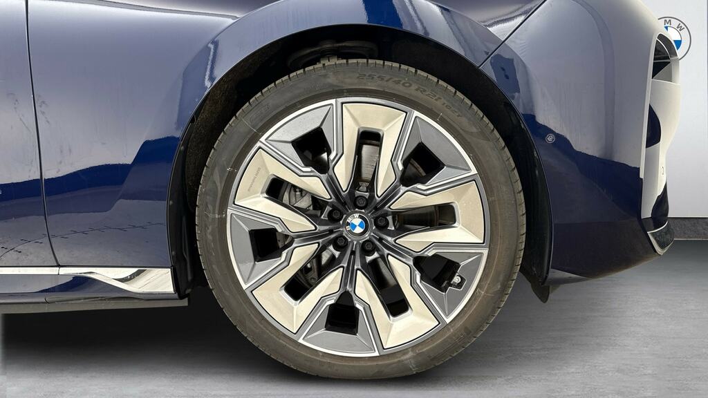 BMW i7 60 105.7Kwh Excellence Pro Xdrive Blue #14