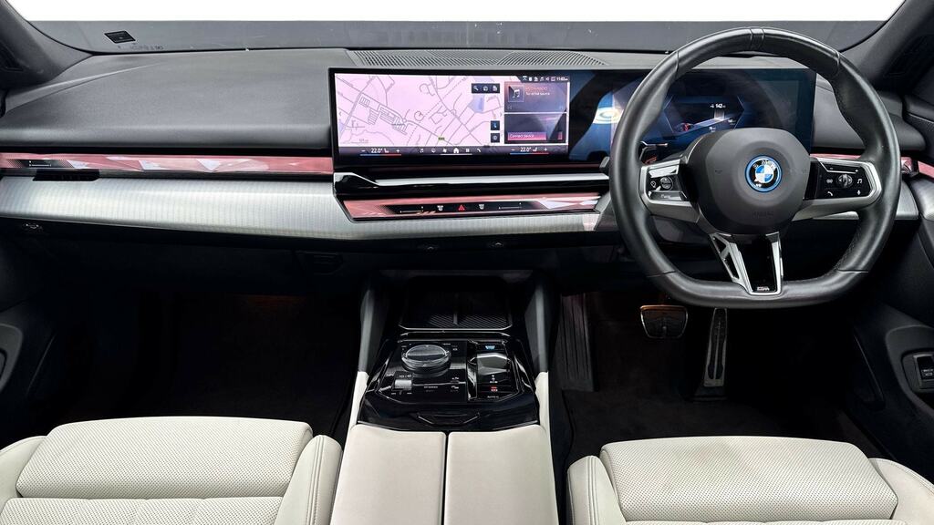 BMW i5 250Kw Edrive40 M Sport Pro 84Kwh Black #4