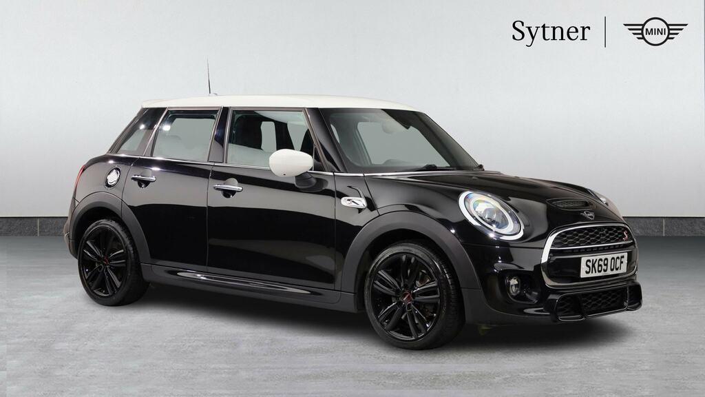 Mini Hatch 2.0 Cooper S Sport II SK69OCF Black